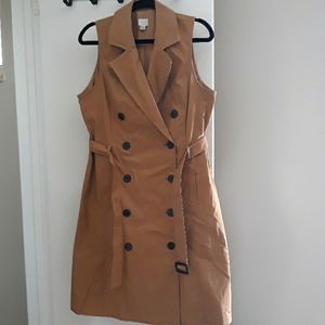 A New Day tan dress with belt